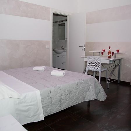 Elena Guest House Verona Bagian luar foto